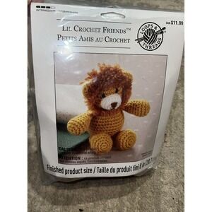 NEW LOOPS & THREADS LIL CROCHET FRIENDS "LION" KIT STUFFED ANIMAL